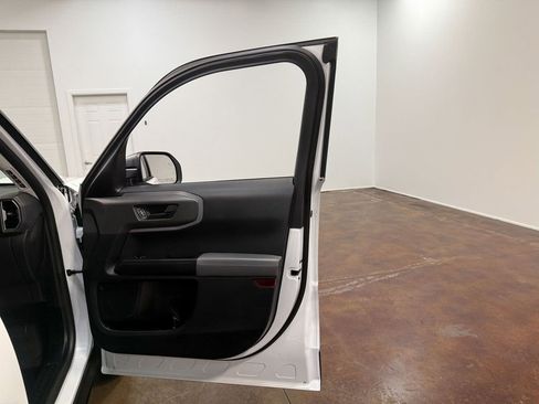 Used 2025 Ford Bronco Sport Badlands image 61