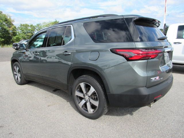Used 2022 Chevrolet Traverse LT w/ LT Premium Package AWD/4WD image 7