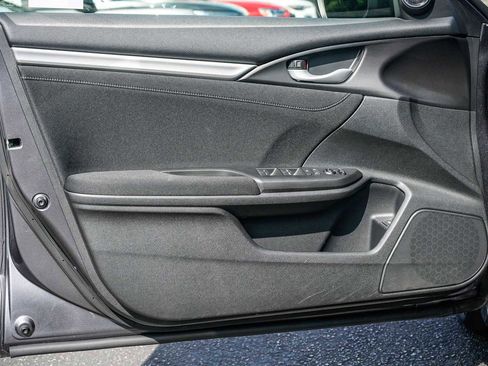 Used 2018 Honda Civic EX-T image 19