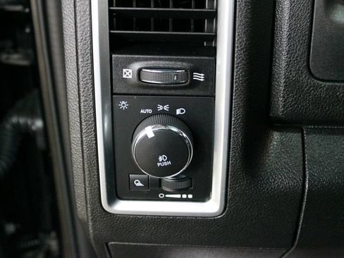 Used 2021 RAM 1500 Classic Warlock AWD/4WD image 14