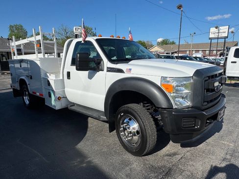 Used 2016 Ford F550 4x4 Regular Cab Super Duty image 4