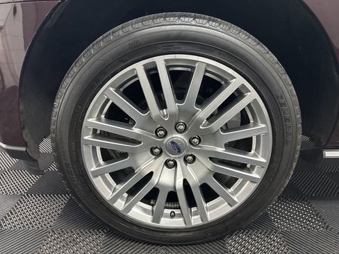 Used 2024 Ford Expedition Limited image 38