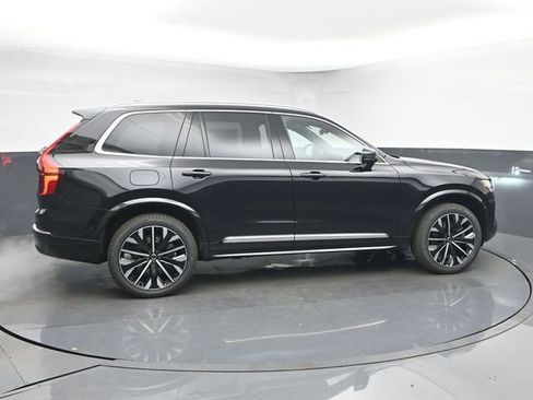 New 2026 Volvo XC90 T8 Plus w/ Protection Package Premier image 8