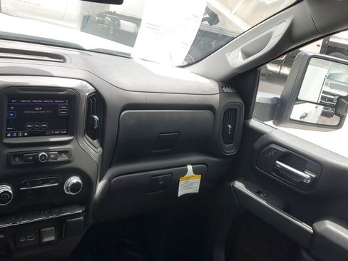 New 2025 GMC Sierra 3500 Pro w/ Convenience Package image 20