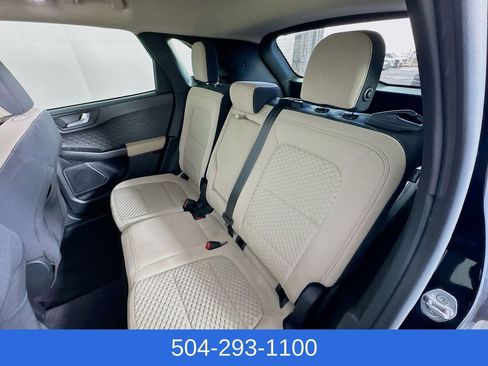 Used 2020 Ford Escape SE image 23