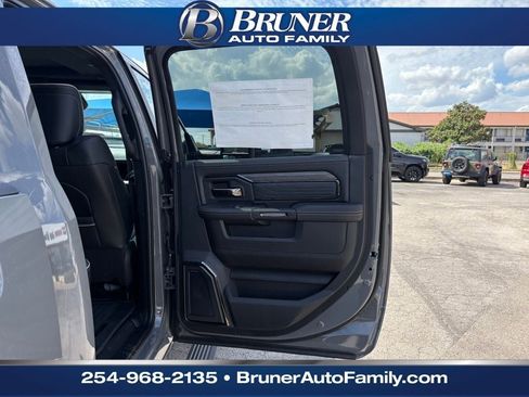 New 2026 RAM 2500 Limited image 17