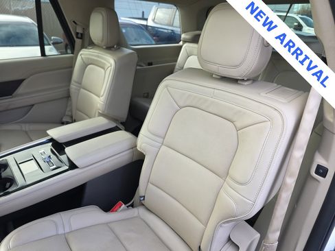 Used 2020 Lincoln Navigator Reserve w/ Equipment Group 208A Reserve image 34