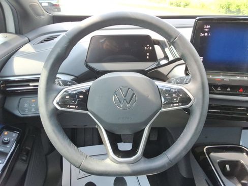 Used 2023 Volkswagen ID.4 Pro S AWD/4WD image 11