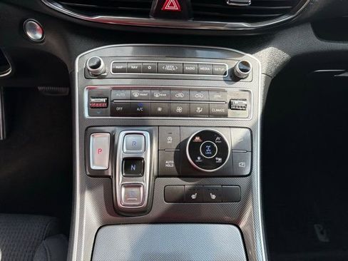 Used 2023 Hyundai Santa Fe SEL image 19