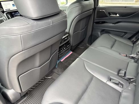 New 2026 Lexus LX 700h Luxury AWD/4WD image 14