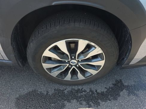 Used 2023 Subaru Outback Limited AWD/4WD image 12