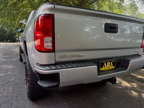Used 2018 Chevrolet Silverado 1500 LTZ Z71 w/ LTZ Plus Package AWD/4WD image 67