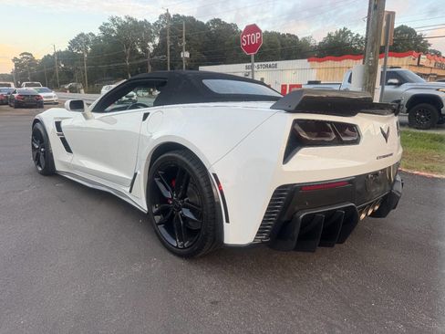 Used 2019 Chevrolet Corvette Grand Sport w/ Carbon Flash Badge Package image 3
