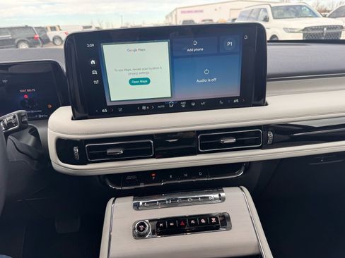 New 2026 Lincoln Aviator Reserve w/ Illumination Package AWD/4WD image 15