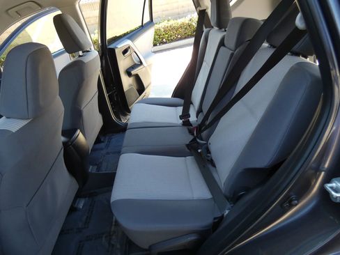 Used 2015 Toyota RAV4 LE image 42