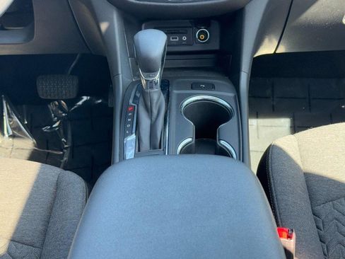 Used 2022 Chevrolet Equinox LT image 15