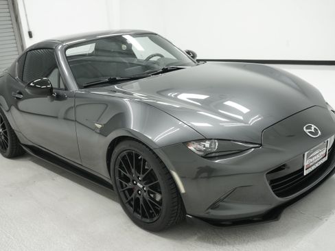 Used 2019 MAZDA MX-5 Miata RF Club w/ Brembo/BBS Recaro Package RWD image 3