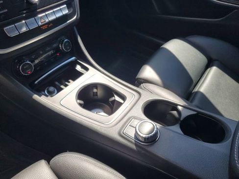 Used 2020 Mercedes-Benz GLA 250 GLA 250 image 18