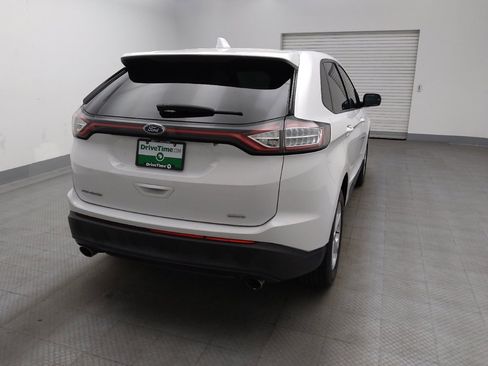 Used 2018 Ford Edge SE FWD image 7