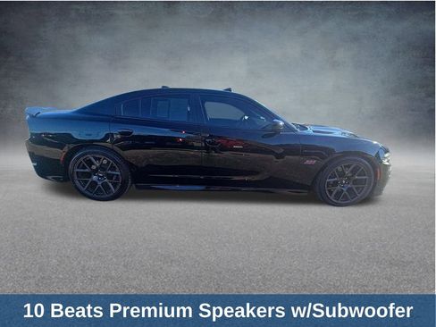 Used 2018 Dodge Charger R/T Scat Pack image 7