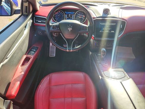 Used 2017 Maserati Ghibli S Q4 AWD/4WD image 11