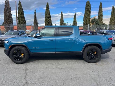 Used 2022 Rivian R1T Adventure AWD/4WD image 8