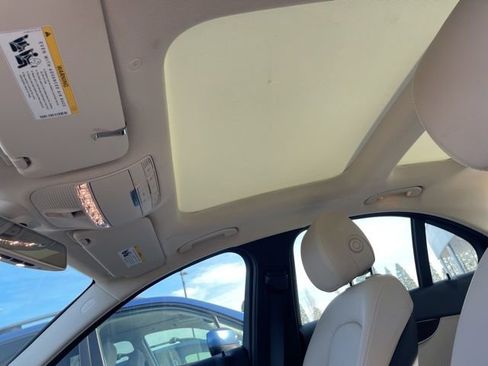 Used 2020 Mercedes-Benz C 300 4MATIC Sedan image 4