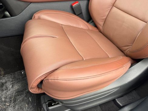 New 2026 Lincoln Aviator Reserve w/ Luxury Package image 18