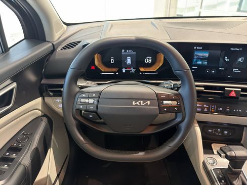 Certified 2026 Kia Sportage EX FWD image 15