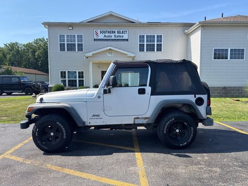 Used 2004 Jeep Wrangler Sport w/ Convenience Group AWD/4WD image 1