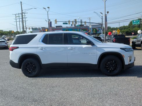 Used 2023 Chevrolet Traverse LS w/ LPO, Cargo Package AWD/4WD image 10