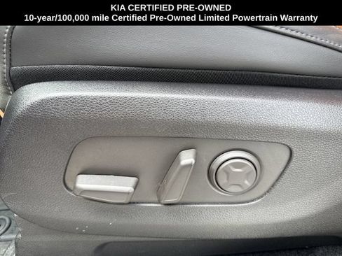 Certified 2026 Kia Carnival SX FWD image 12