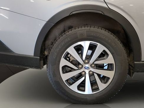 Used 2021 Subaru Outback Premium AWD/4WD image 30