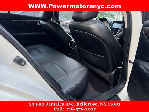 Used 2018 INFINITI Q50 Luxe w/ Essential Package (3.0T Luxe) AWD/4WD image 27