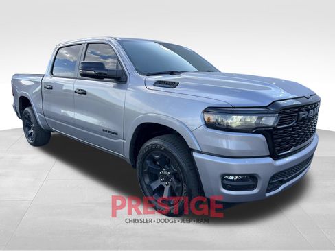Used 2025 RAM 1500 Big Horn AWD/4WD image 5