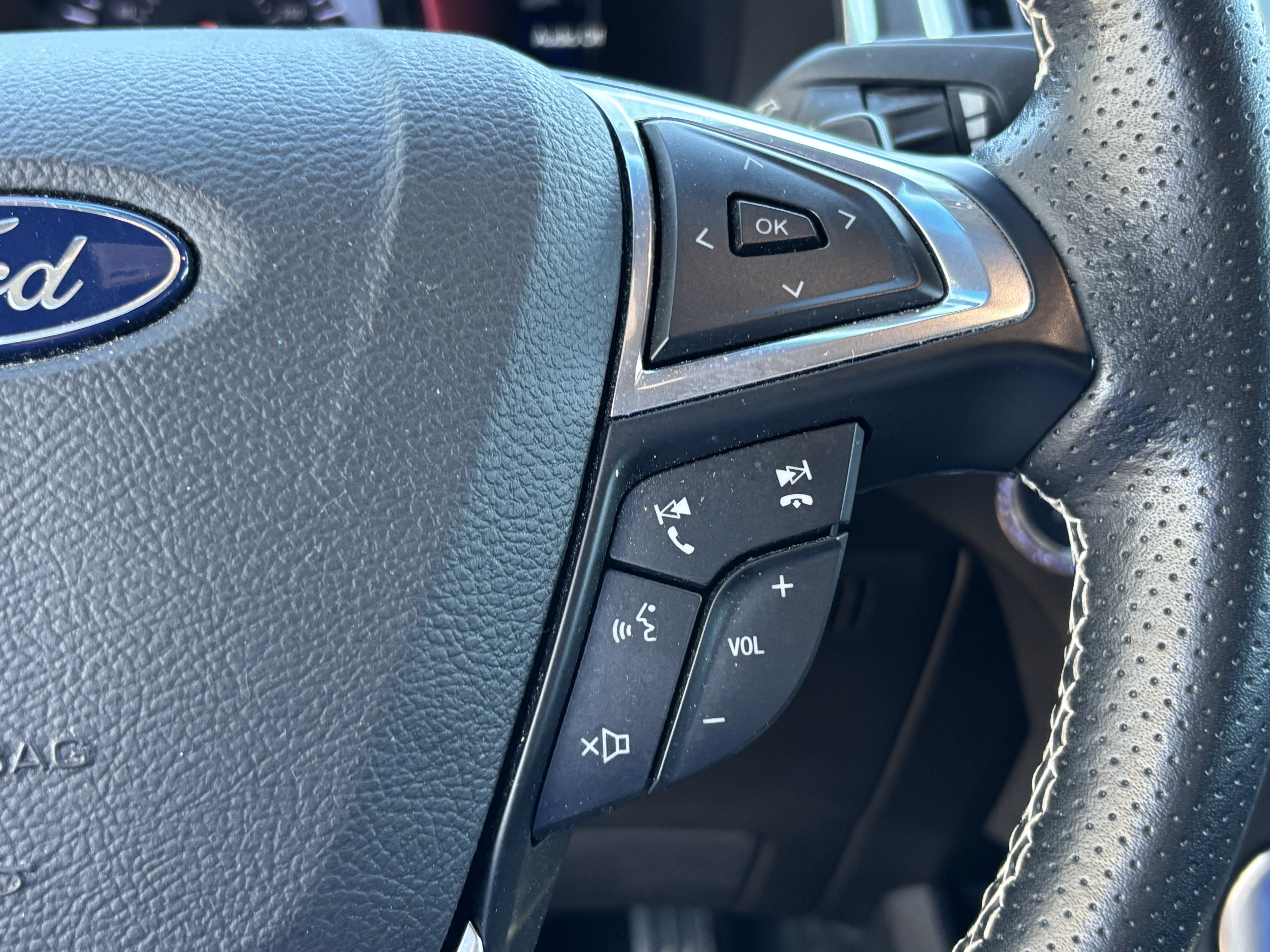 Used 2019 Ford Edge ST w/ Convenience Package AWD/4WD image 20