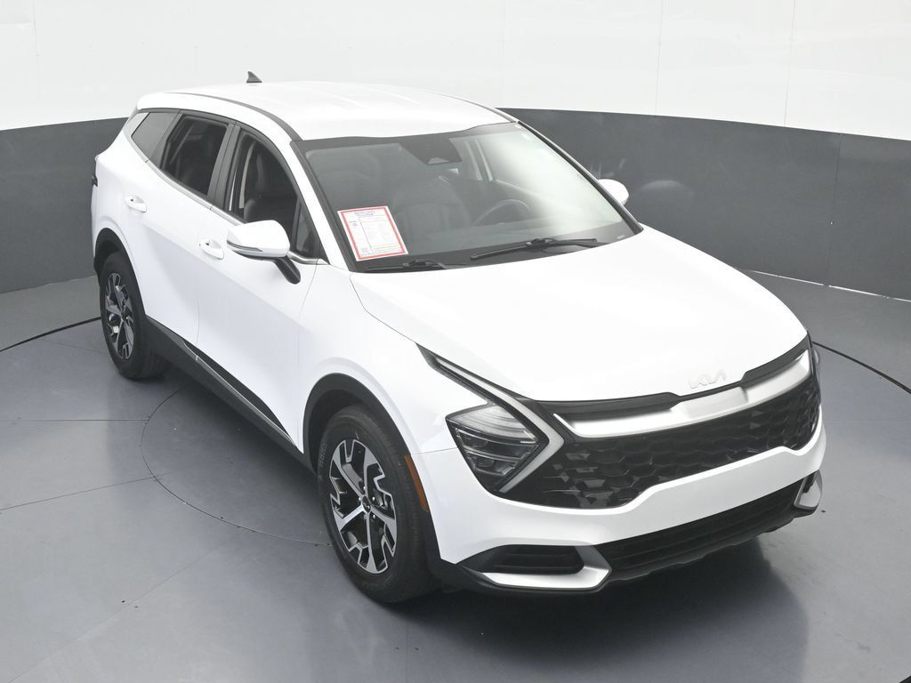 Used 2025 Kia Sportage EX FWD image 56