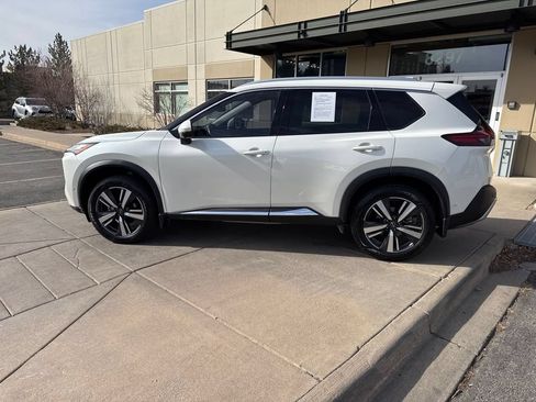 Used 2023 Nissan Rogue Platinum AWD/4WD image 9
