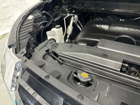 Used 2024 Nissan Pathfinder SL AWD/4WD image 62