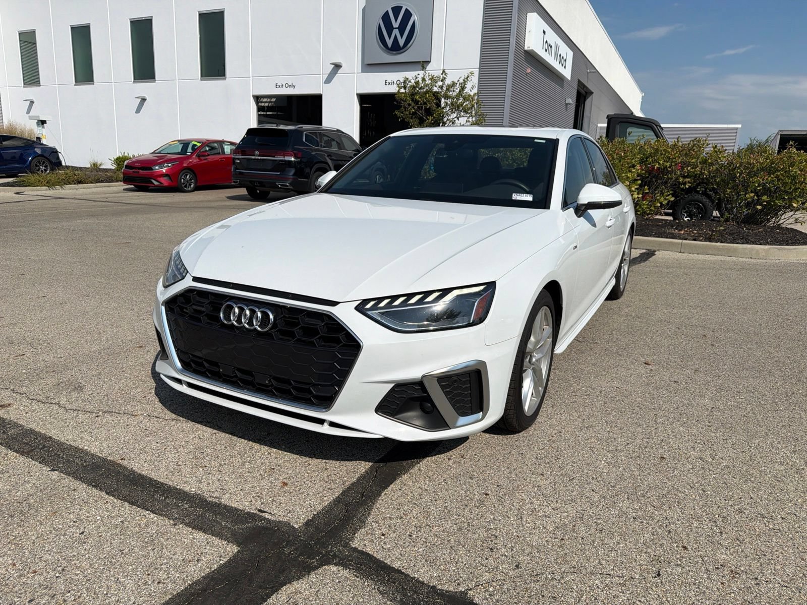 Used 2023 Audi A4 2.0T Premium Plus w/ Premium Plus Package AWD/4WD image 6