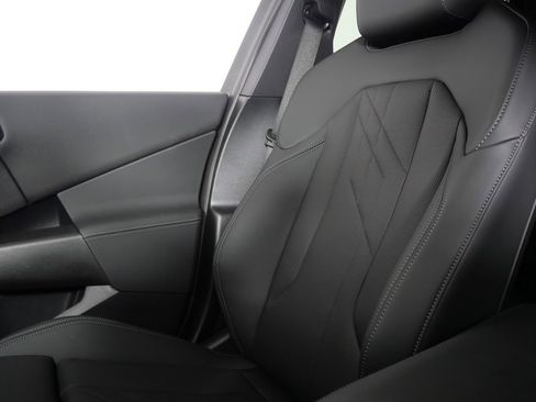 Certified 2025 BMW X3 xDrive30i w/ Convenience Package image 25