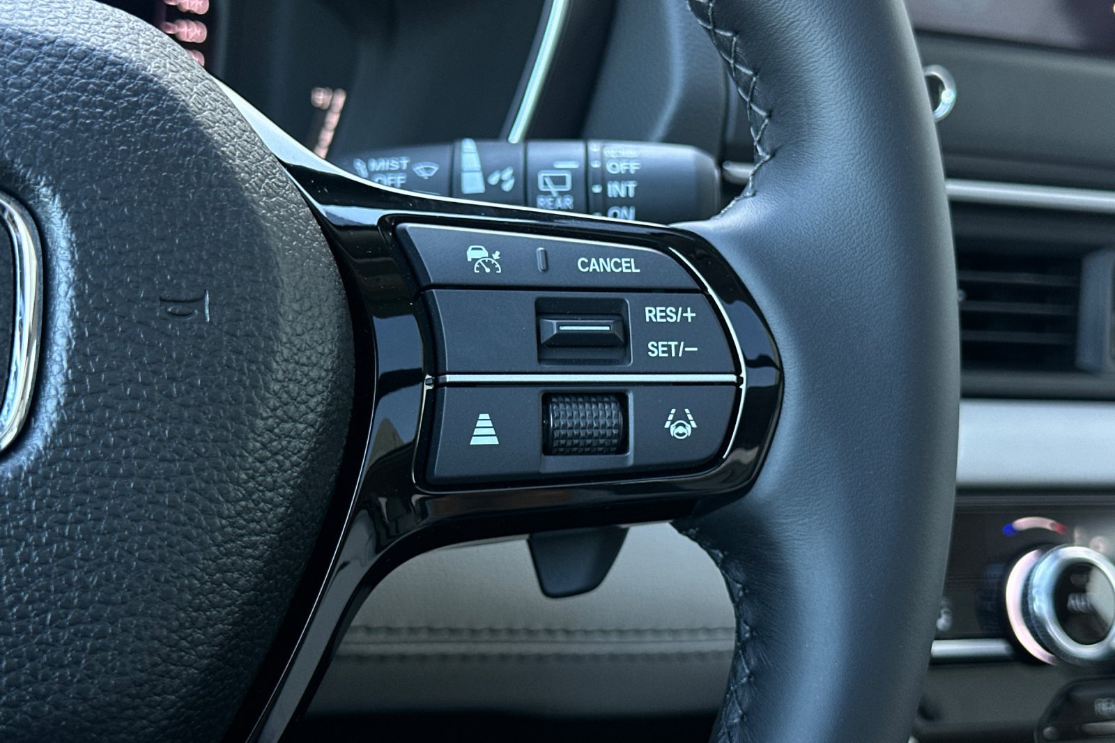 New 2026 Honda Pilot Touring image 31