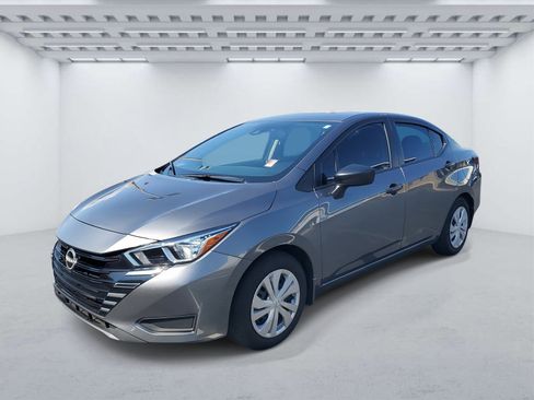 Used 2024 Nissan Versa S w/ Trunk Package image 2