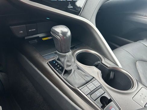 Used 2022 Toyota Camry XSE image 26