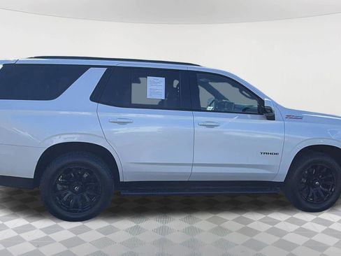 Used 2022 Chevrolet Tahoe Z71 w/ Luxury Package AWD/4WD image 4