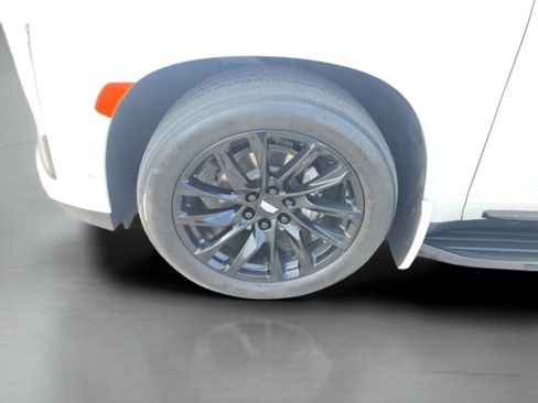 Used 2021 Cadillac Escalade ESV Sport Platinum w/ Heavy-Duty Trailer Package AWD/4WD image 12