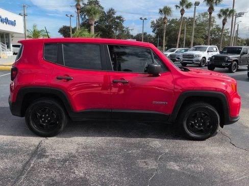 Used 2020 Jeep Renegade Sport AWD/4WD image 3