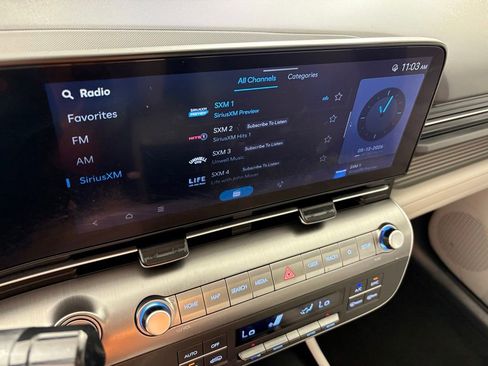 Used 2024 Hyundai Kona SEL FWD image 30