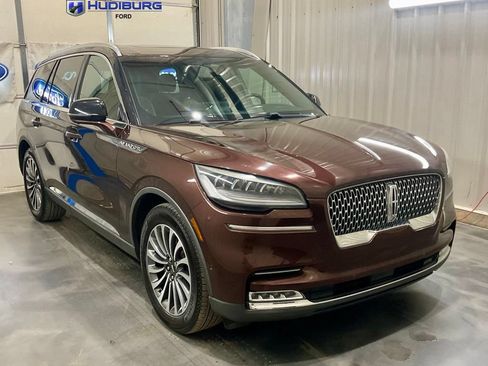 Used 2020 Lincoln Aviator Reserve w/ Equipment Group 201A RWD image 1