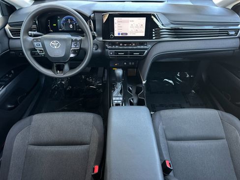 Used 2025 Toyota Camry LE FWD image 12